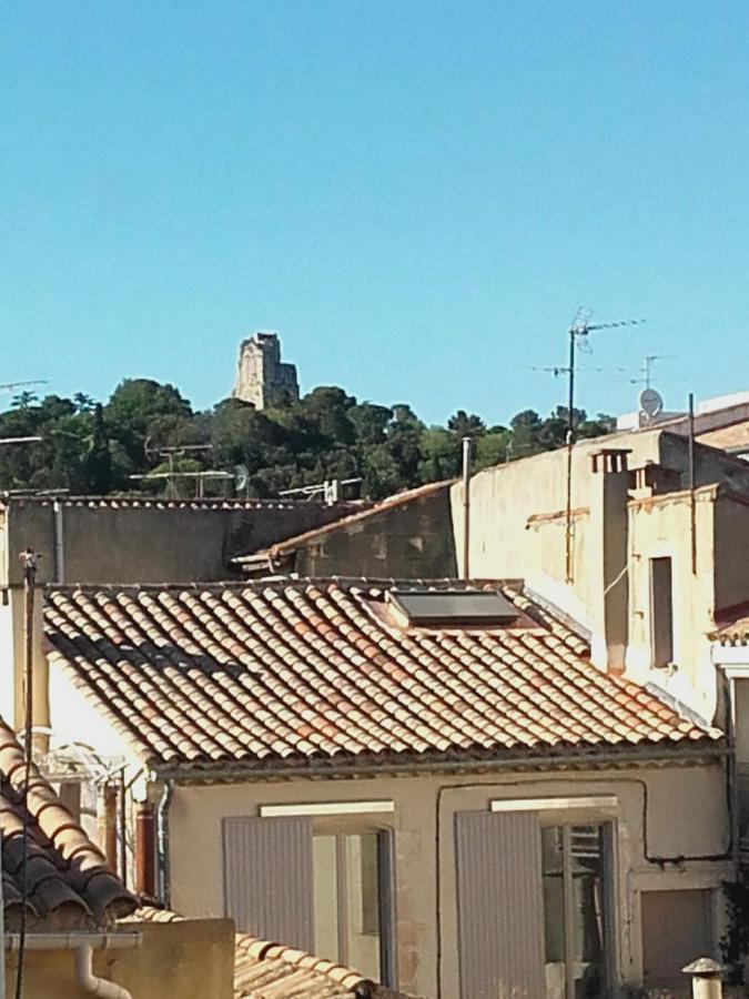Le Calme Au Coeur De La Ville Nîmes Exterior foto